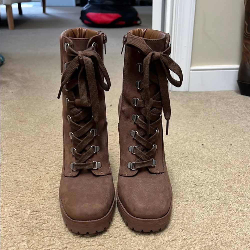 Steve Madden Brown Heeled Boots with Chunky Heel